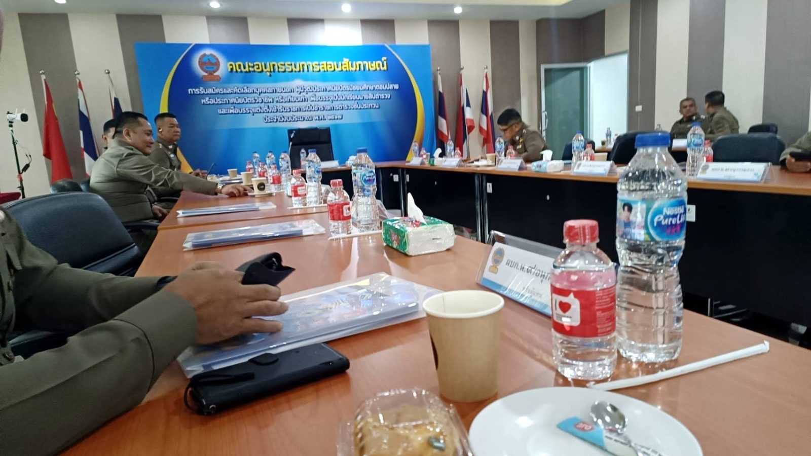 วันนี้(4ก.ค.68) เวลา09.00น. พ.ต.อ.เศรษฐพงษ์ จิตต์โกมุท ผกก.กวช.กม. ผู้แทนกองกฎหมาย เข้าร่วมประชุมอนุกรรมการสอบสัมภาษณ์ในการดำเนืนการรับสมัครและสอบสัมภาษณ์ คัดเลือกบุคคลภายนอก ผูมีคุณวุฒิ ม.6 หรือ ปวช.หรือเทียบเท่า เพื่อบรรจุเป็น นสต. ประจำปี 67 โดยมี